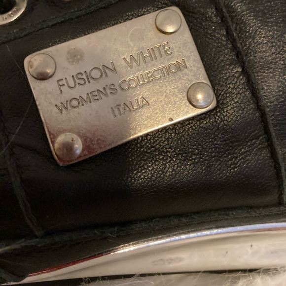 ๐ VINTAGE ITALIAN LEATHER SNEAKS ๐ - Picture 5 of 16